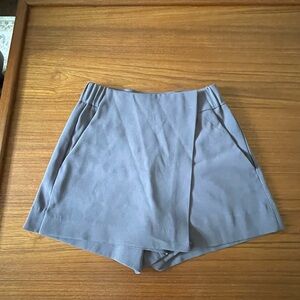 Aritzia Babaton Skort